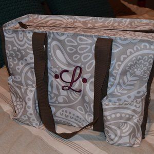 EUC Thirty-one Zip Top Tote with Fold N File personalized with L